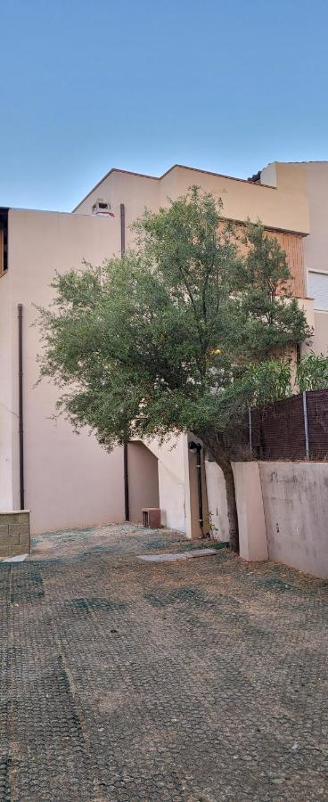 ヴィッラシミーウスA Casa Di Pintusアパートメント エクステリア 写真